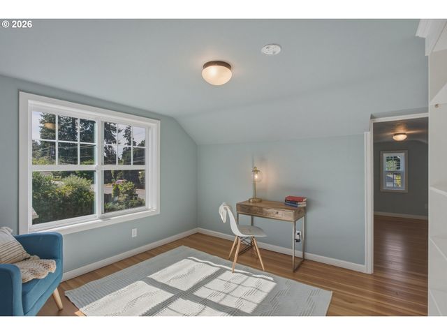 150 ELKAY Dr, Eugene, OR 97404