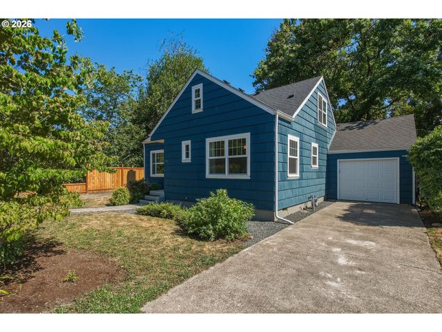 150 ELKAY Dr, Eugene, OR 97404