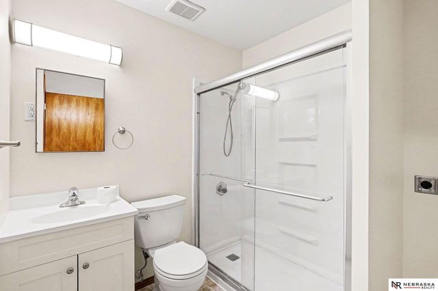 7118 Kearney Avenue, Lincoln, NE 68507