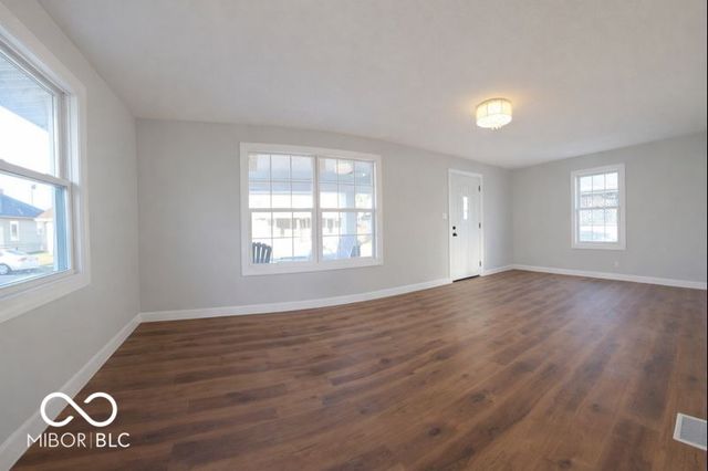 1216 Elm Street, Shelbyville, IN 46176