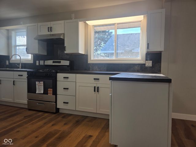 1216 Elm Street, Shelbyville, IN 46176