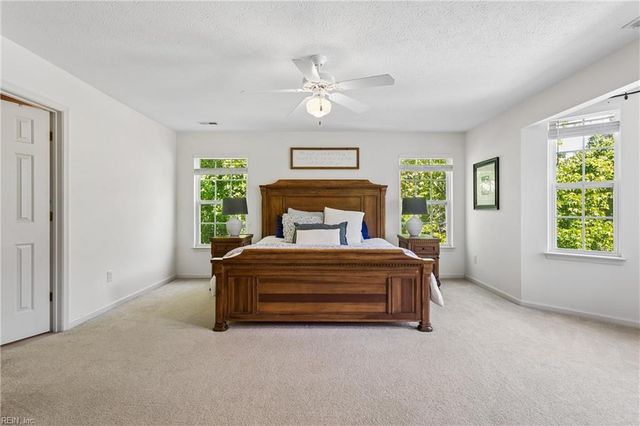 1107 Dare RD, Yorktown, VA 23692