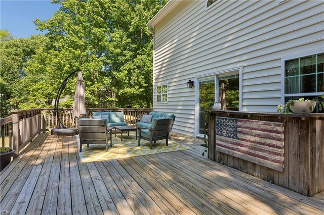 1107 Dare RD, Yorktown, VA 23692