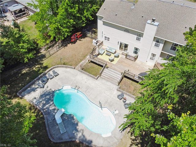 1107 Dare RD, Yorktown, VA 23692