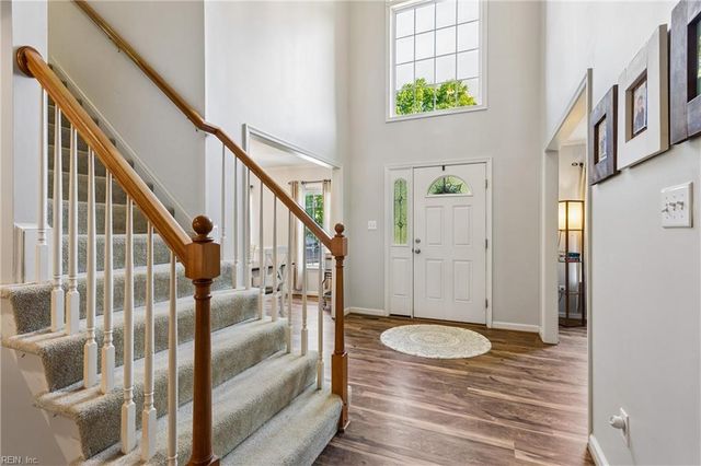 1107 Dare RD, Yorktown, VA 23692