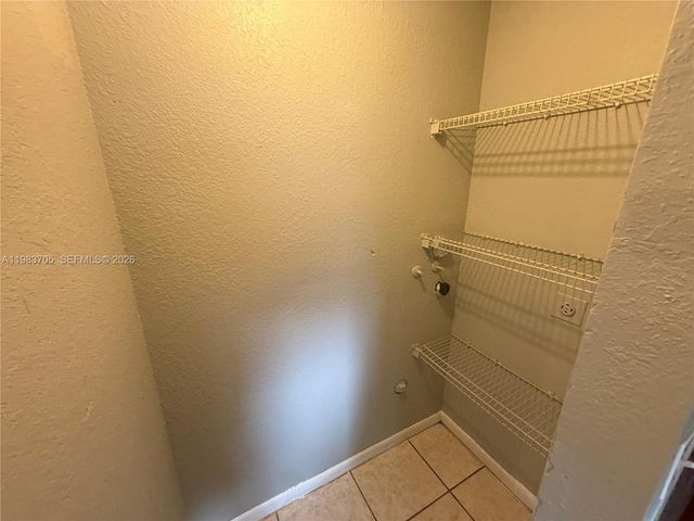 2722 NW 22nd Ct 2, Miami, FL 33142