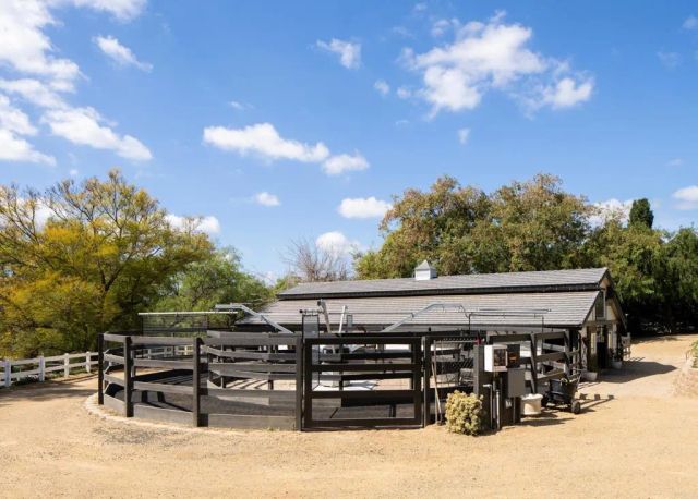 7017 Via Mariposa Sur, Bonsall, CA 92003