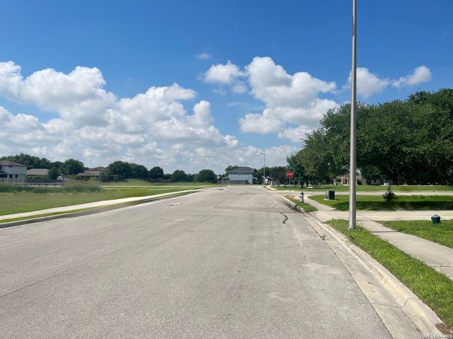 3247 WREN BROOK DR, New Braunfels, TX 78130