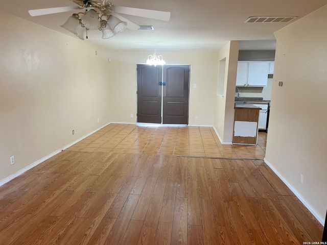 3247 WREN BROOK DR, New Braunfels, TX 78130