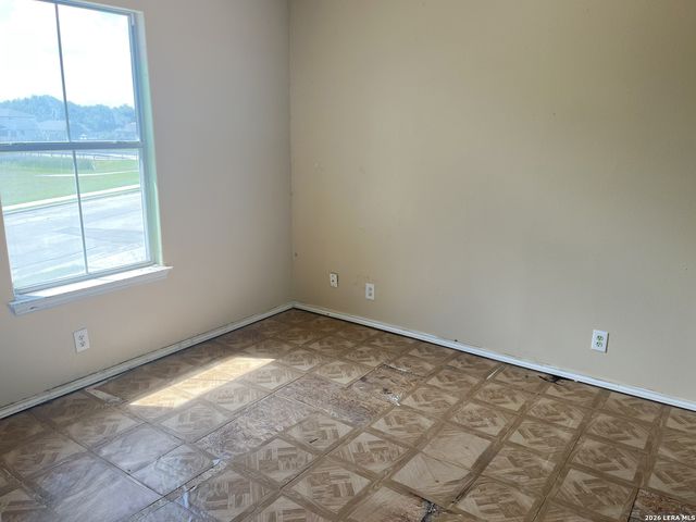 3247 WREN BROOK DR, New Braunfels, TX 78130