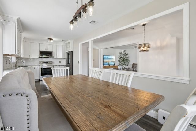 518 Edith Rd, Roxbury Twp., NJ 07850