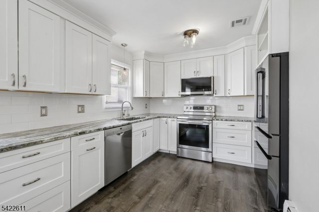 518 Edith Rd, Roxbury Twp., NJ 07850