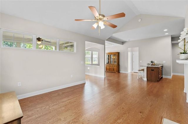 2716 Grapevine Circle, Cumming, GA 30041