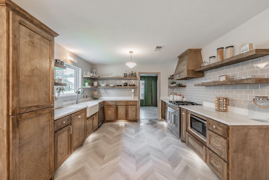 2211 Midhurst Drive, Arlington, TX 76013 — photo 5