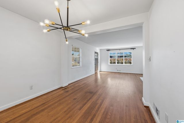 5956 CRESTWOOD CIRCLE, Birmingham, AL 35212