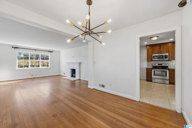 5956 CRESTWOOD CIRCLE, Birmingham, AL 35212