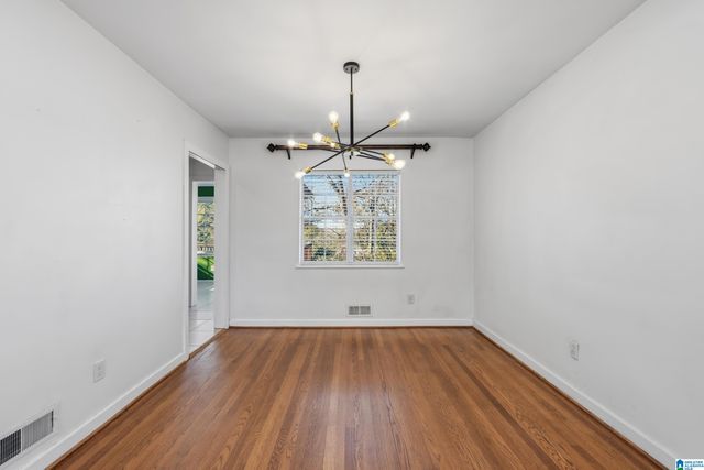 5956 CRESTWOOD CIRCLE, Birmingham, AL 35212