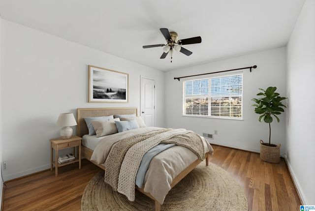 5956 CRESTWOOD CIRCLE, Birmingham, AL 35212