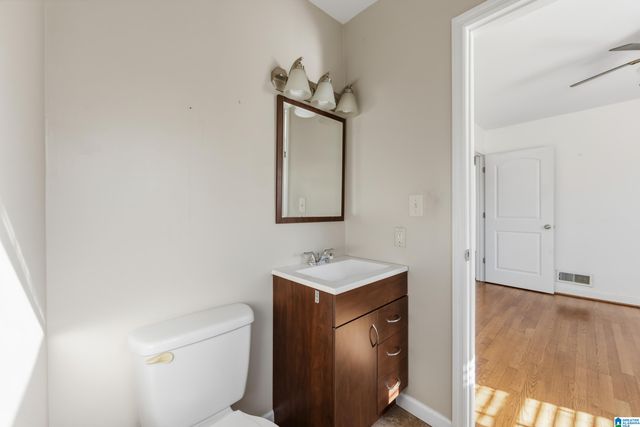 5956 CRESTWOOD CIRCLE, Birmingham, AL 35212