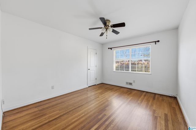 5956 CRESTWOOD CIRCLE, Birmingham, AL 35212