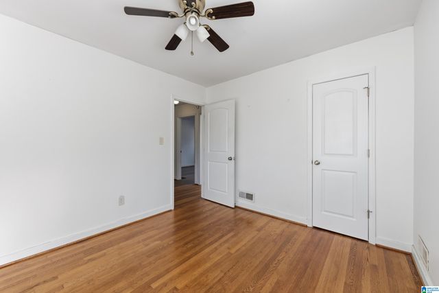 5956 CRESTWOOD CIRCLE, Birmingham, AL 35212