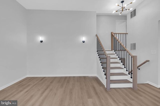 16 FALMOUTH RD, Hamilton, NJ 08620
