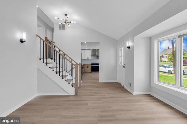 16 FALMOUTH RD, Hamilton, NJ 08620