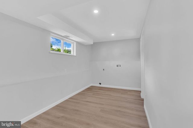 16 FALMOUTH RD, Hamilton, NJ 08620