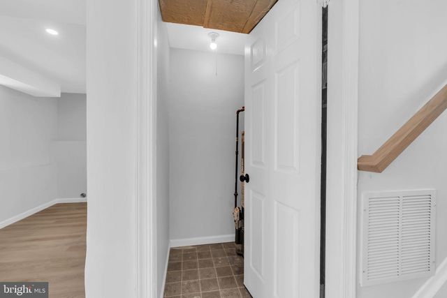 16 FALMOUTH RD, Hamilton, NJ 08620