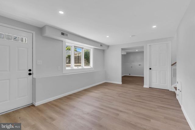 16 FALMOUTH RD, Hamilton, NJ 08620