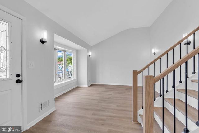 16 FALMOUTH RD, Hamilton, NJ 08620