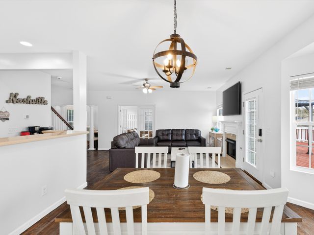 2548 Jordan Ridge Dr, Nashville, TN 37218