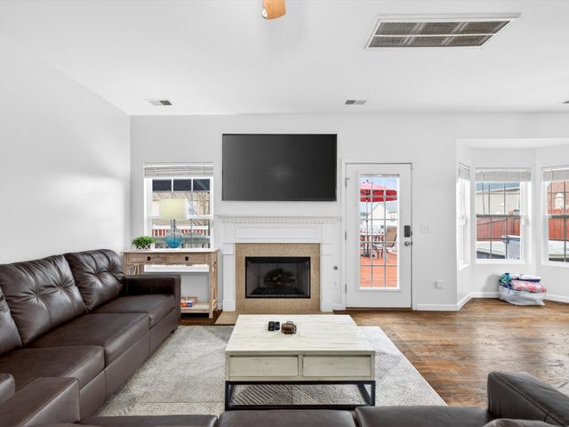 2548 Jordan Ridge Dr, Nashville, TN 37218
