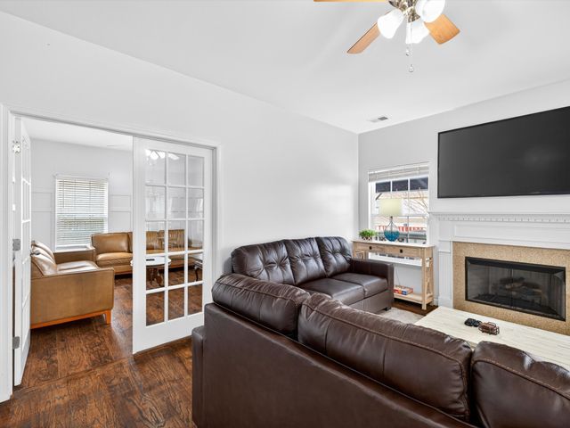 2548 Jordan Ridge Dr, Nashville, TN 37218