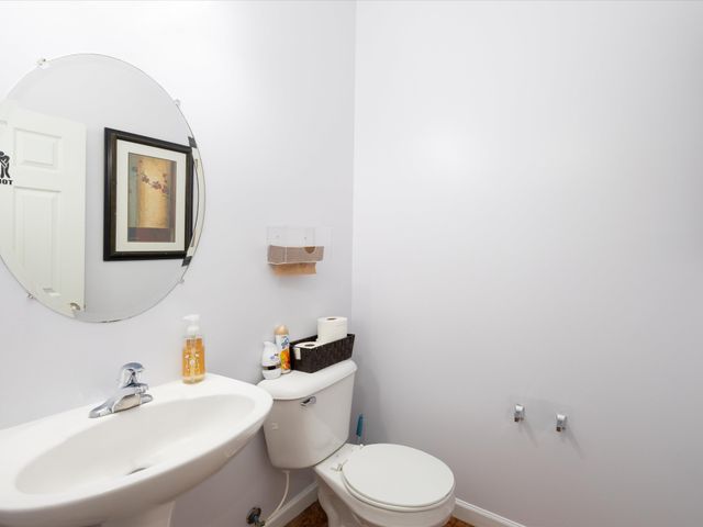 2548 Jordan Ridge Dr, Nashville, TN 37218