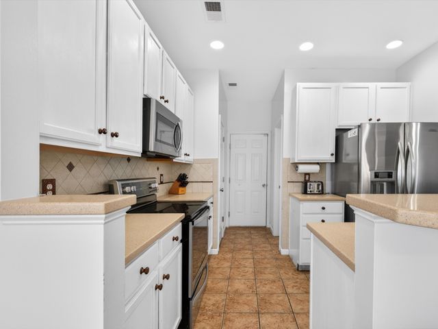 2548 Jordan Ridge Dr, Nashville, TN 37218