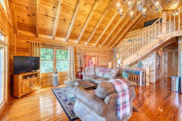 81 Grant Drive, Brasstown, NC 28902