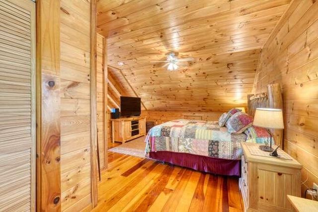 81 Grant Drive, Brasstown, NC 28902