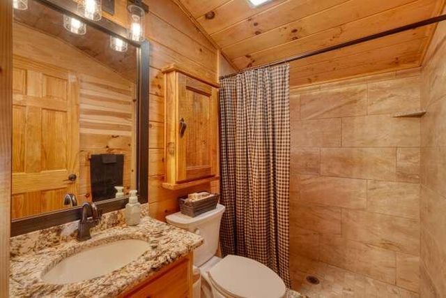 81 Grant Drive, Brasstown, NC 28902