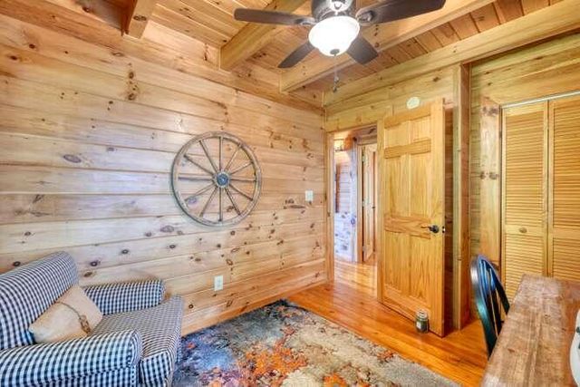 81 Grant Drive, Brasstown, NC 28902