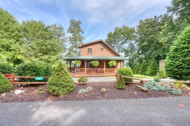 81 Grant Drive, Brasstown, NC 28902