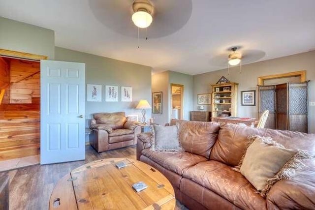 81 Grant Drive, Brasstown, NC 28902