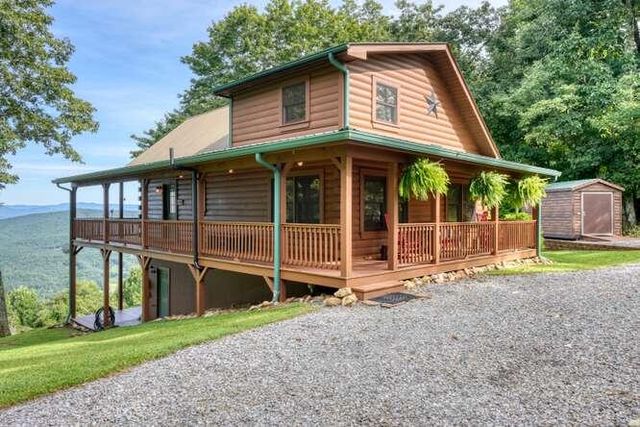 81 Grant Drive, Brasstown, NC 28902