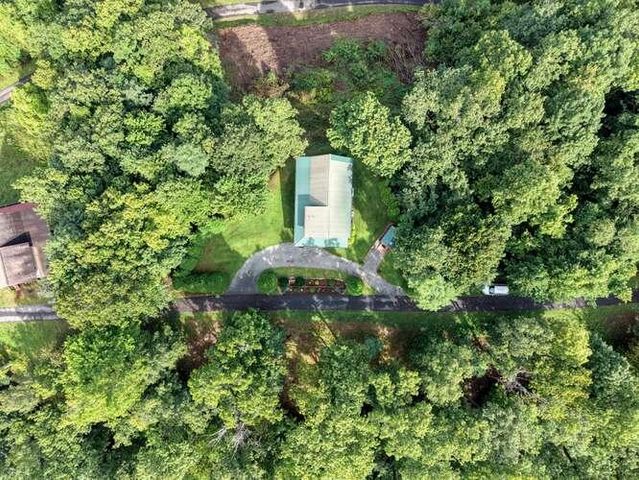 81 Grant Drive, Brasstown, NC 28902