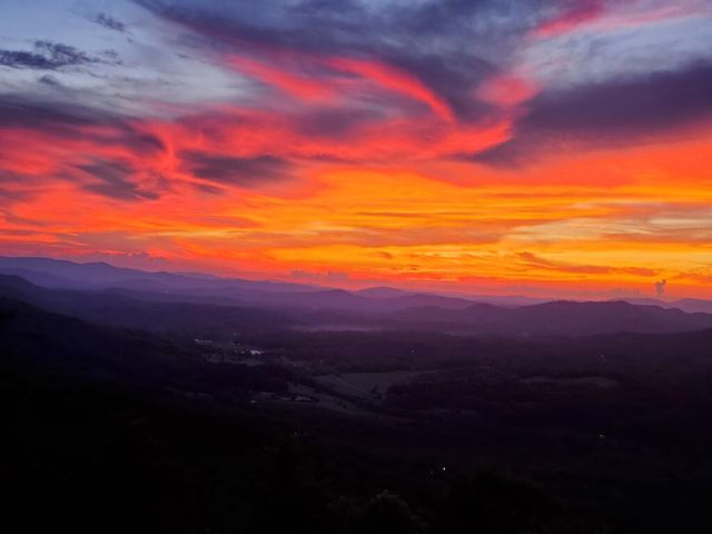 81 Grant Drive, Brasstown, NC 28902