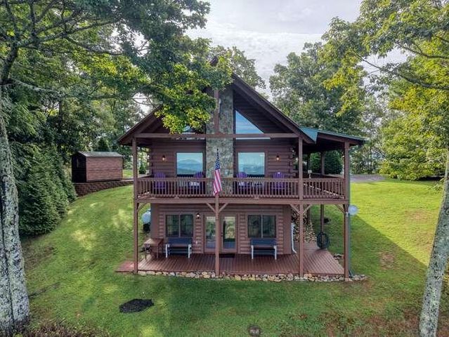 81 Grant Drive, Brasstown, NC 28902
