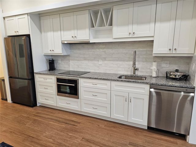 51 MAC EWEN DRIVE 14, Osprey, FL 34229