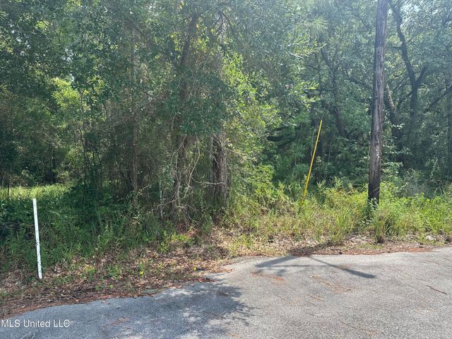 0 King Circle, Pass Christian, MS 39571
