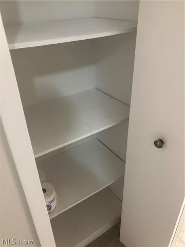 26187 Raintree Boulevard C5, Olmsted Falls, OH 44138