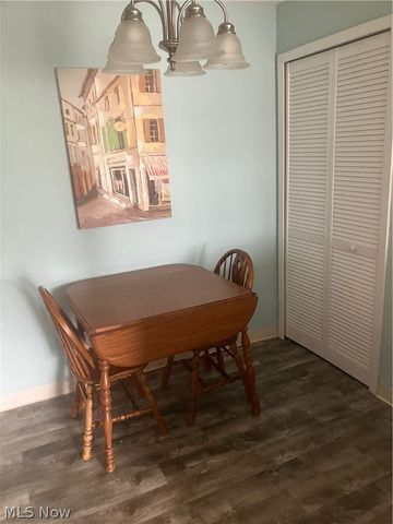 26187 Raintree Boulevard C5, Olmsted Falls, OH 44138